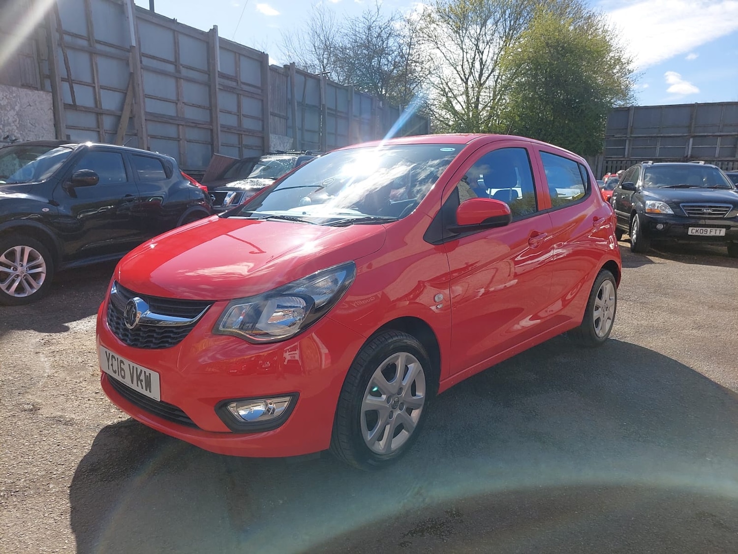 Used Vauxhall Viva 2016 for sale - 78026862: Photo 2