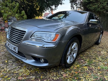 Used Chrysler 300C 2012 for sale - 76394920: Photo