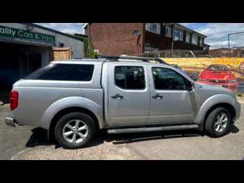 Used Nissan Navara 2010 for sale - 74883564: Photo