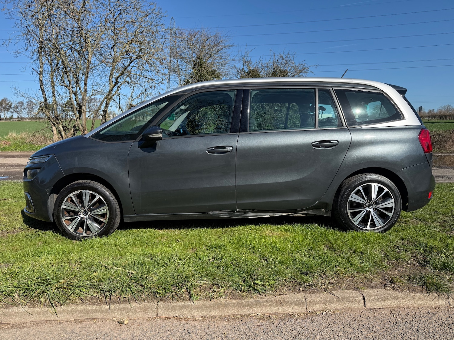 Used Citroen Grand C4 Picasso 2016 for sale - 77931907: Photo 3