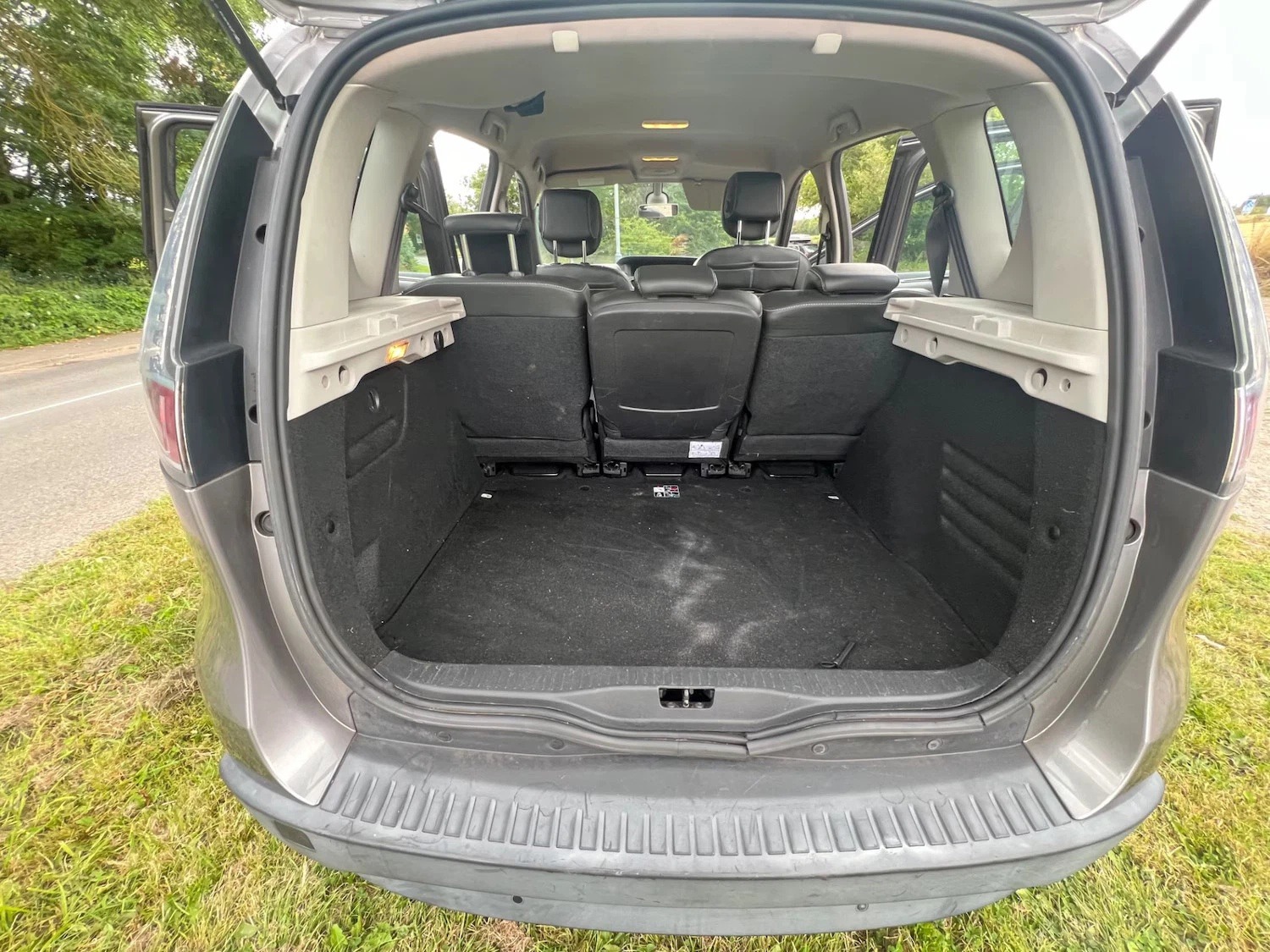 Used Renault Scenic 2013 for sale - 75983667: Photo 9