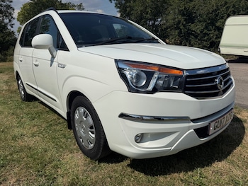 Used Ssangyong Turismo 2017 for sale - 79177024: Photo