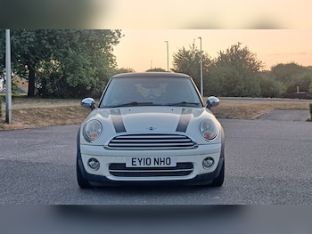 Used MINI Hatch 2010 for sale - 79267236: Photo