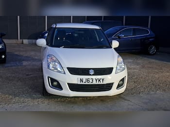 Used Suzuki Swift 2013 for sale - 79793117: Photo