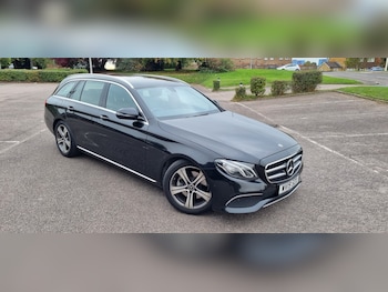 Mercedes-Benz - GLB