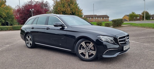 Used Mercedes-Benz GLB 2019 for sale - 76226142: Photo 3