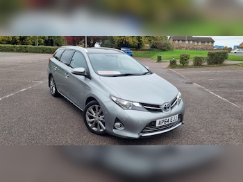 Used Toyota Auris 2015 for sale - 76318684: Photo