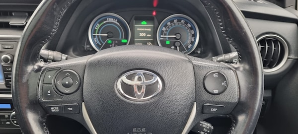 Used Toyota Auris 2015 for sale - 76318684: Photo 37