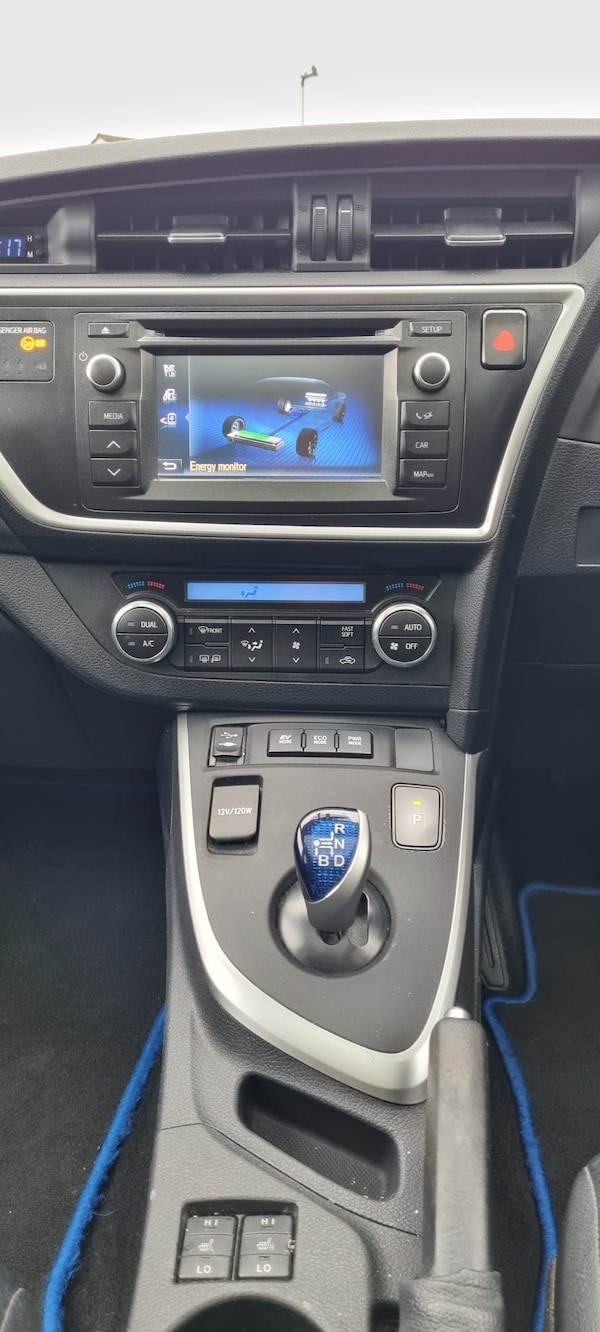 Used Toyota Auris 2015 for sale - 76318684: Photo 41