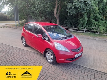 Used Honda Jazz 2010 for sale - 75698005: Photo