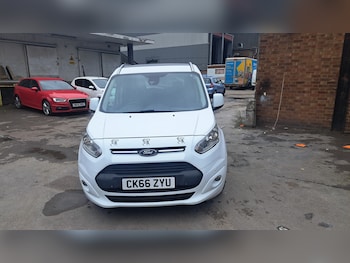 Used Ford Grand Tourneo Connect 2016 for sale - 78879694: Photo