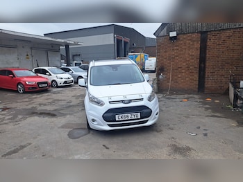 Used Ford Grand Tourneo Connect 2016 for sale - 78879694: Photo