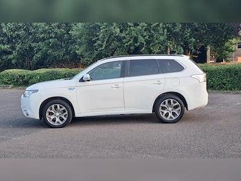 Used Mitsubishi Outlander 2015 for sale - 79256829: Photo