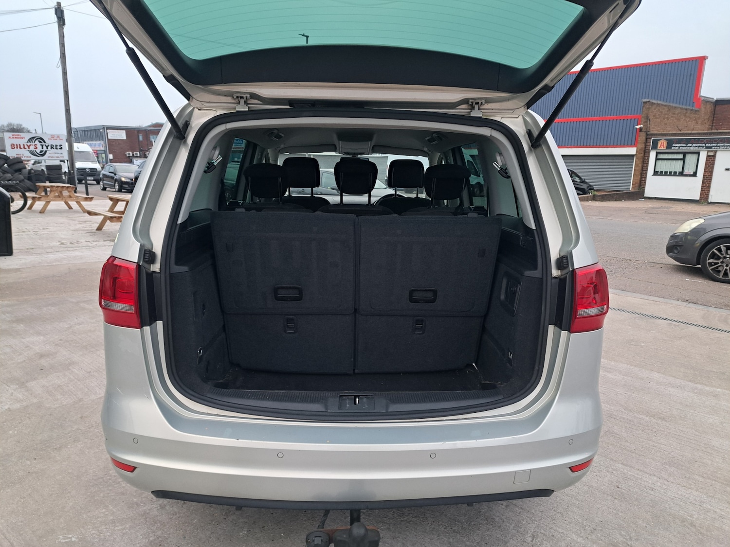 Used Volkswagen Sharan 2012 for sale - 77981753: Photo 13