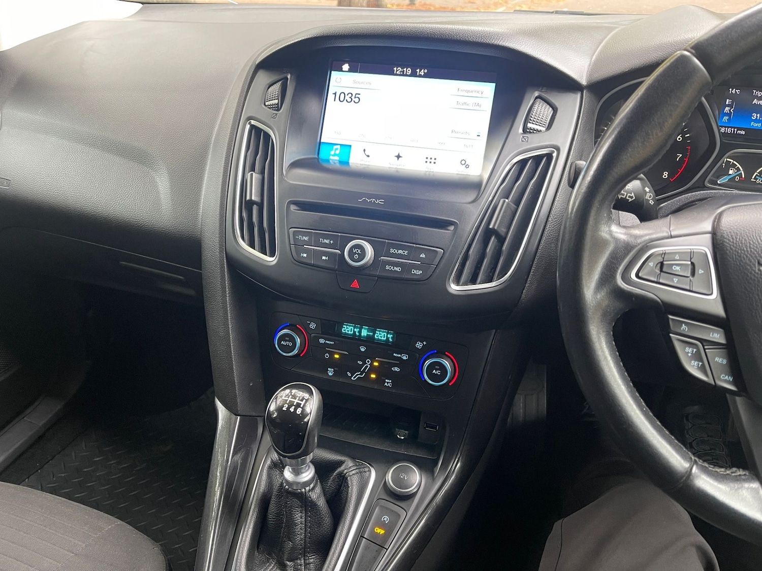 Used Ford Focus 2017 for sale - 76401869: Photo 10