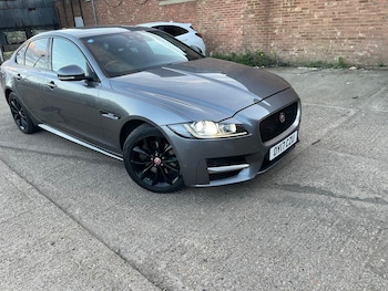Used Jaguar XF 2017 for sale - 76446998: Photo