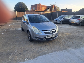 Vauxhall - Corsa