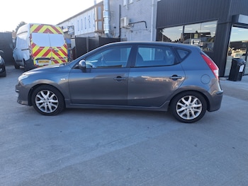 Used Hyundai i30 2011 for sale - 78470834: Photo