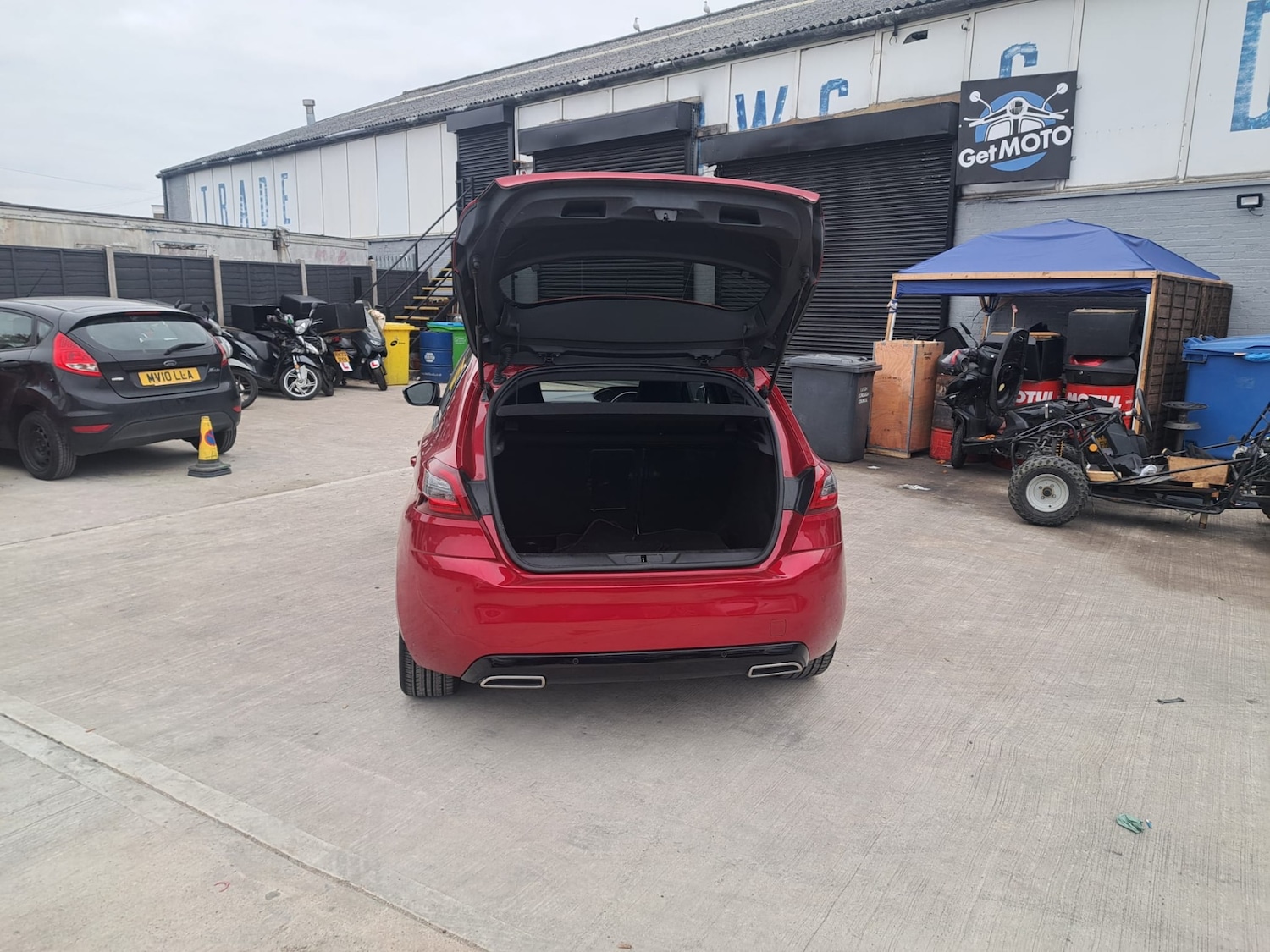 Used Peugeot 308 2018 for sale - 76318683: Photo 31