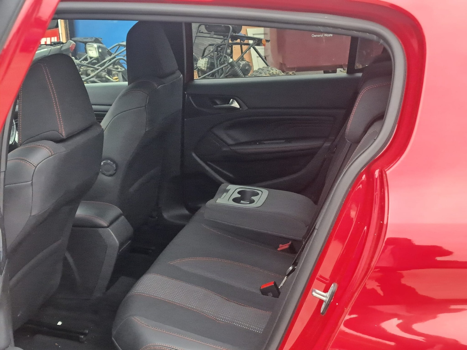 Used Peugeot 308 2018 for sale - 76318683: Photo 32
