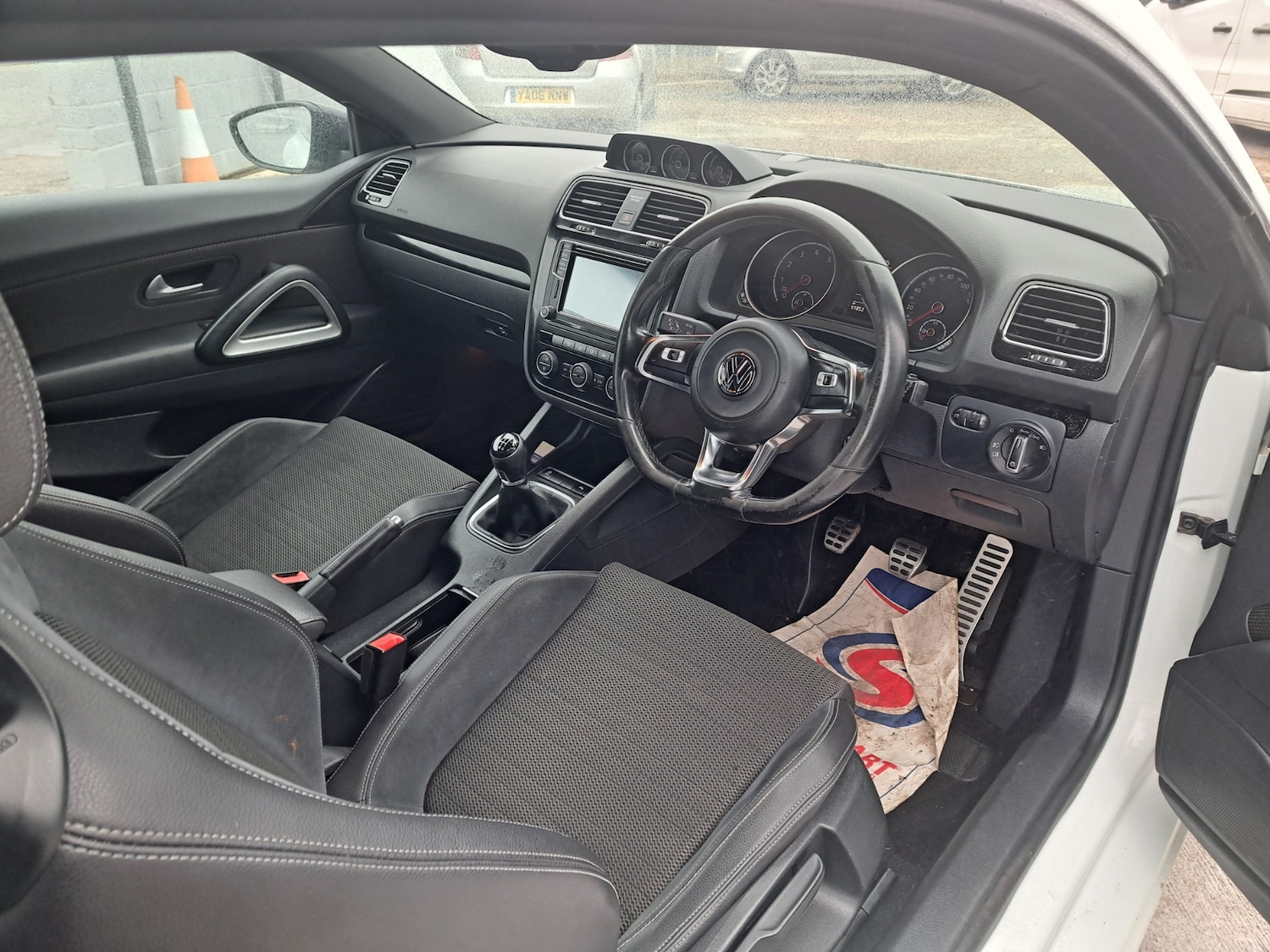 Used Volkswagen Scirocco 2016 for sale - 76446924: Photo 29