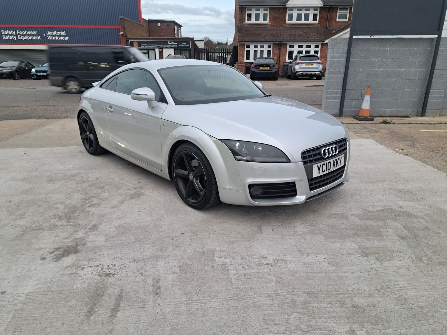 Used Audi TT 2010 for sale - 76348693: Photo 13