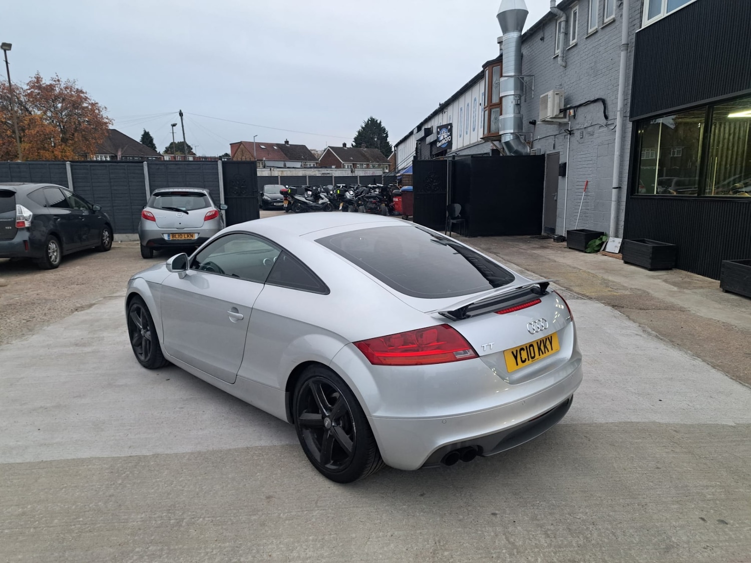 Used Audi TT 2010 for sale - 76348693: Photo 8