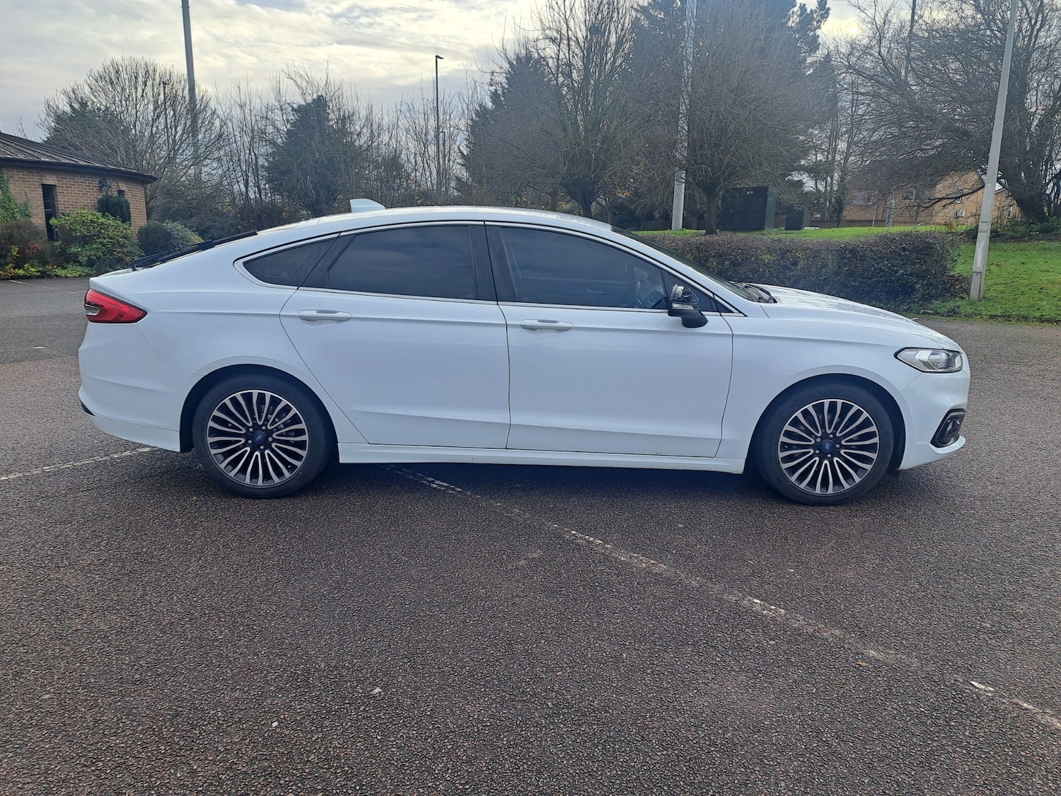 Used Ford Mondeo 2021 for sale - 76837229: Photo 10