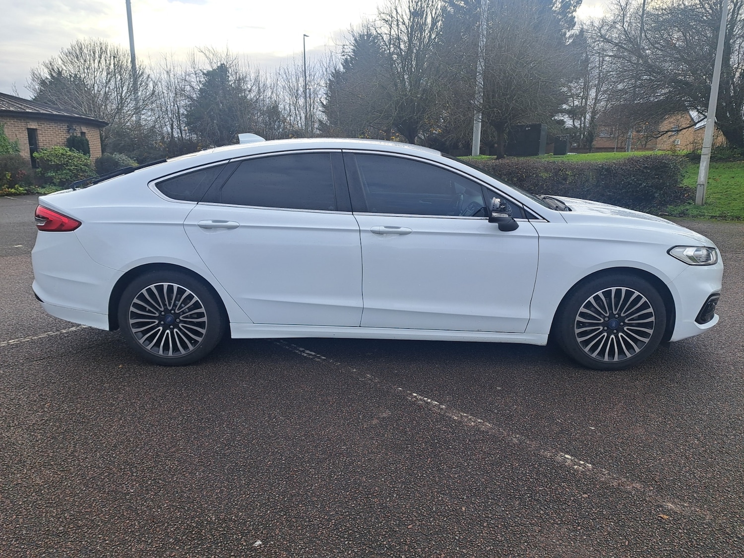 Used Ford Mondeo 2021 for sale - 76837229: Photo 4