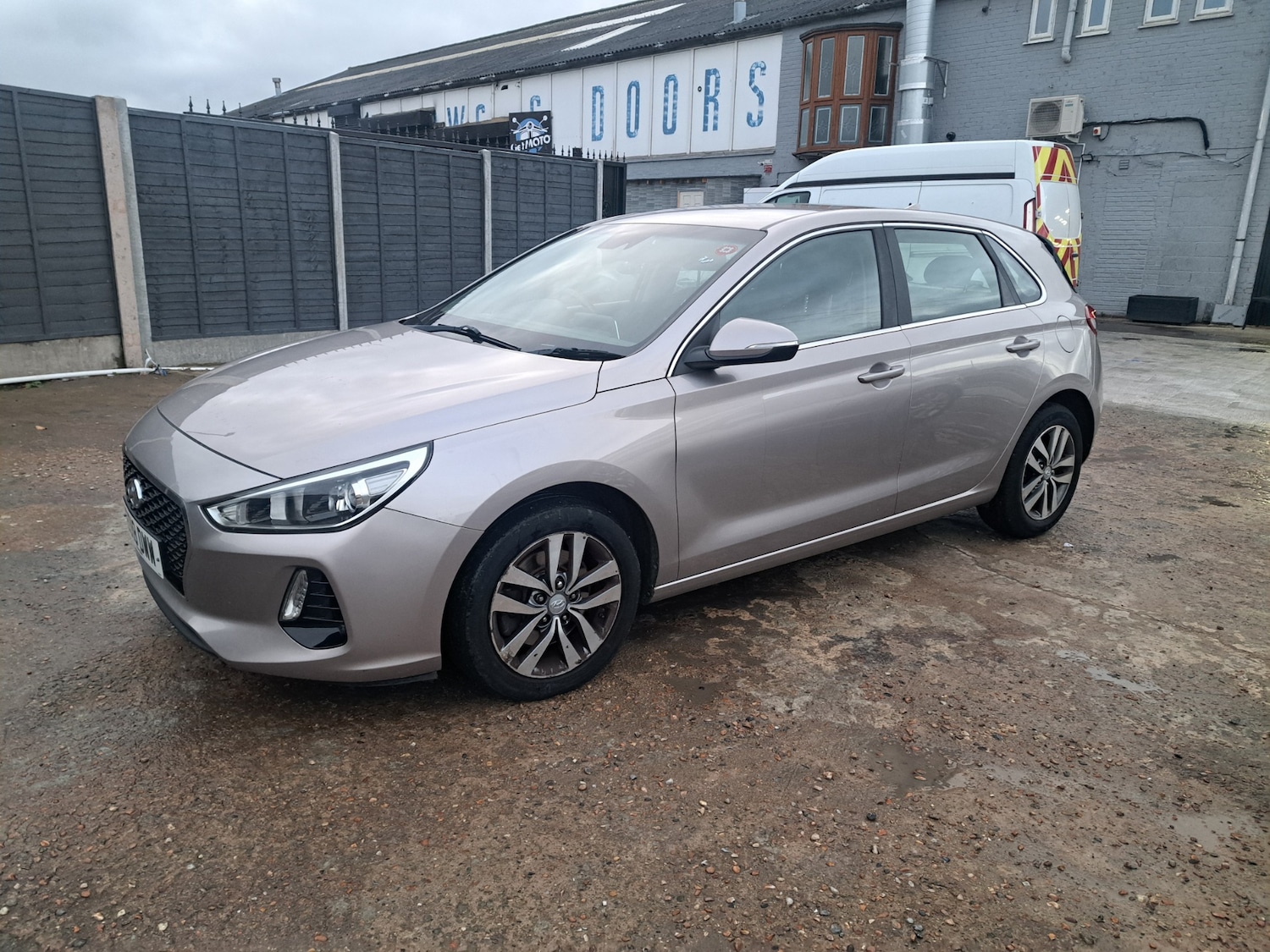 Used Hyundai i30 2018 for sale - 76511076: Photo 12