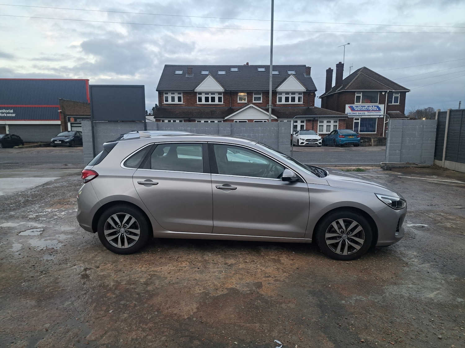 Used Hyundai i30 2018 for sale - 76511076: Photo 9