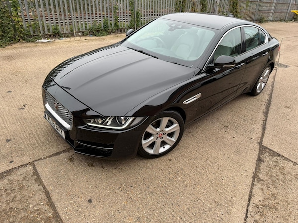 Used Jaguar XE 2019 for sale - 76318700: Photo 11
