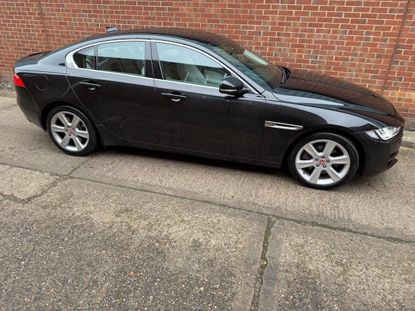 Used Jaguar XE 2019 for sale - 76318700: Photo 17