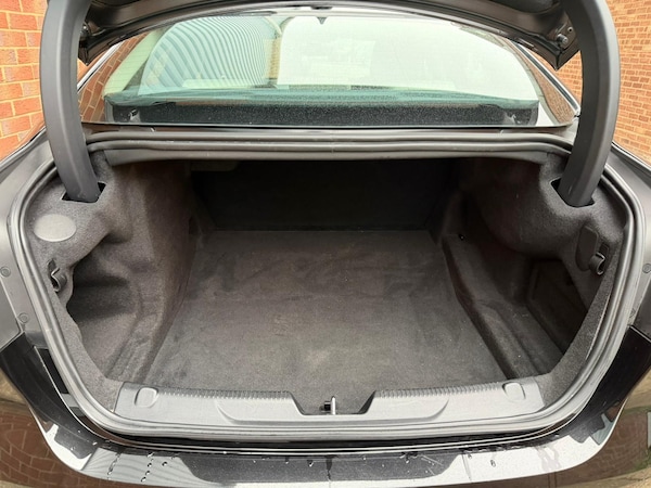 Used Jaguar XE 2019 for sale - 76318700: Photo 19