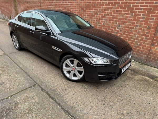 Used Jaguar XE 2019 for sale - 76318700: Photo 9