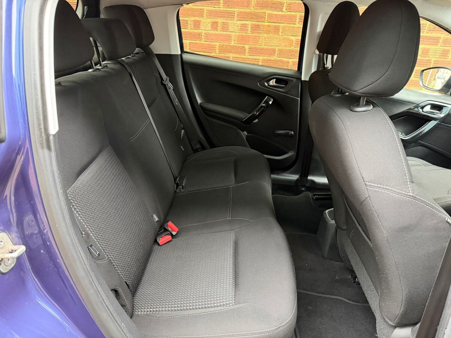 Used Peugeot 208 2017 for sale - 77755956: Photo 12