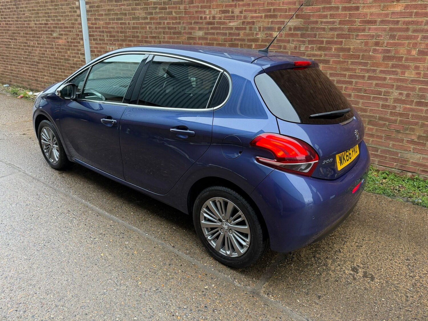 Used Peugeot 208 2017 for sale - 77755956: Photo 13