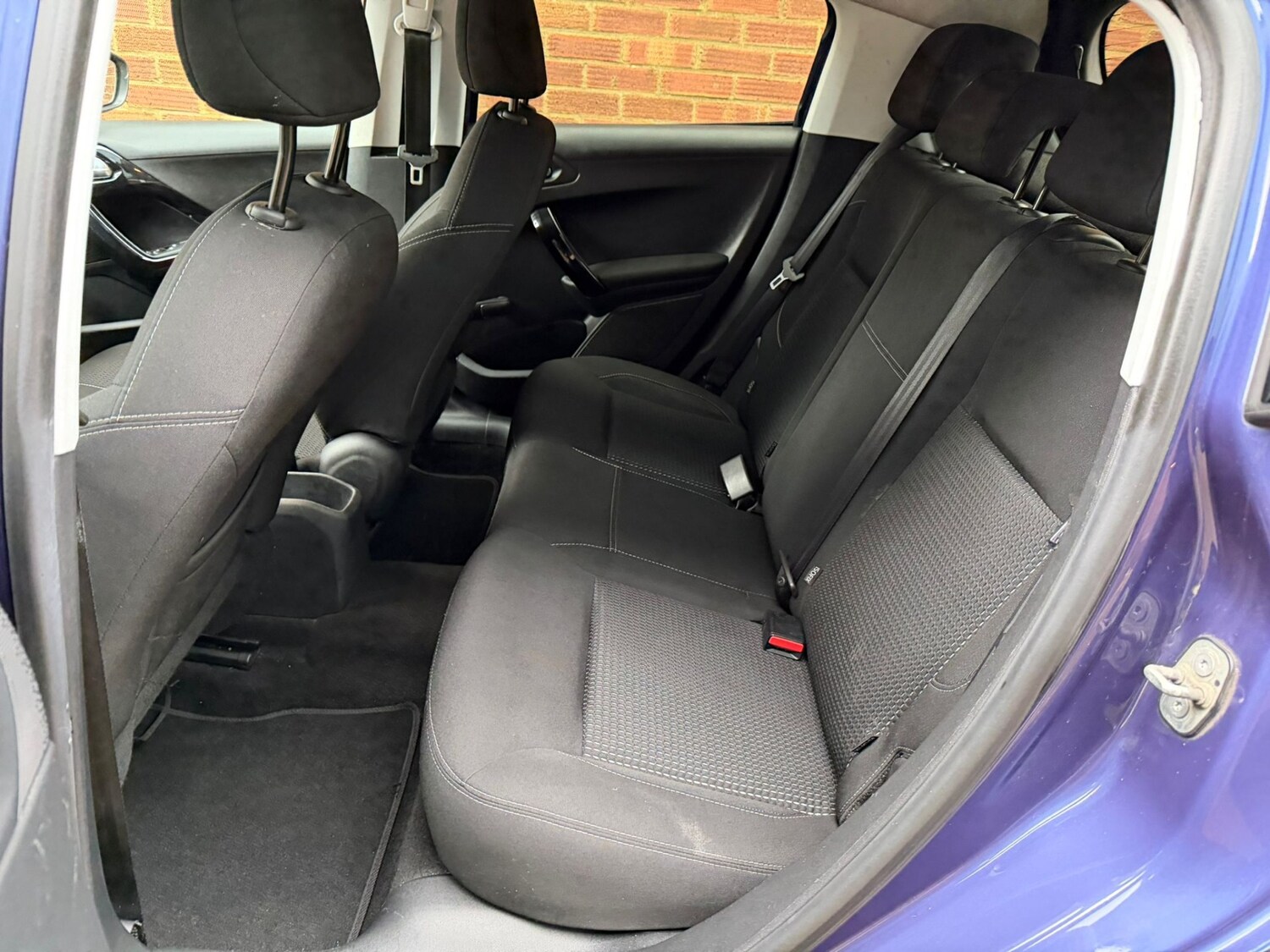 Used Peugeot 208 2017 for sale - 77755956: Photo 14