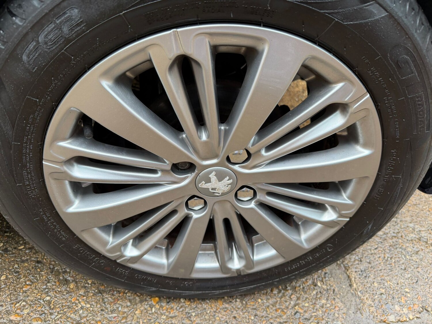 Used Peugeot 208 2017 for sale - 77755956: Photo 17