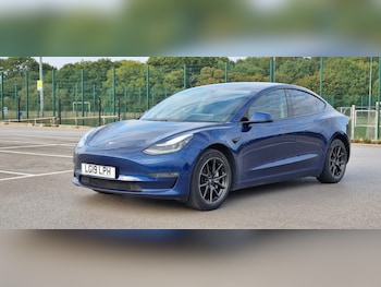 Used Tesla Model 3 2019 for sale - 75698003: Photo