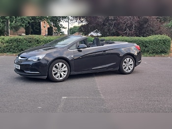 Used Vauxhall Cascada 2014 for sale - 79324323: Photo