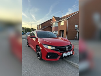 Used Honda Civic 2017 for sale - 79522369: Photo