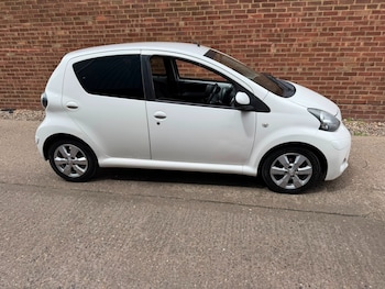 Used Toyota AYGO 2014 for sale - 79050707: Photo