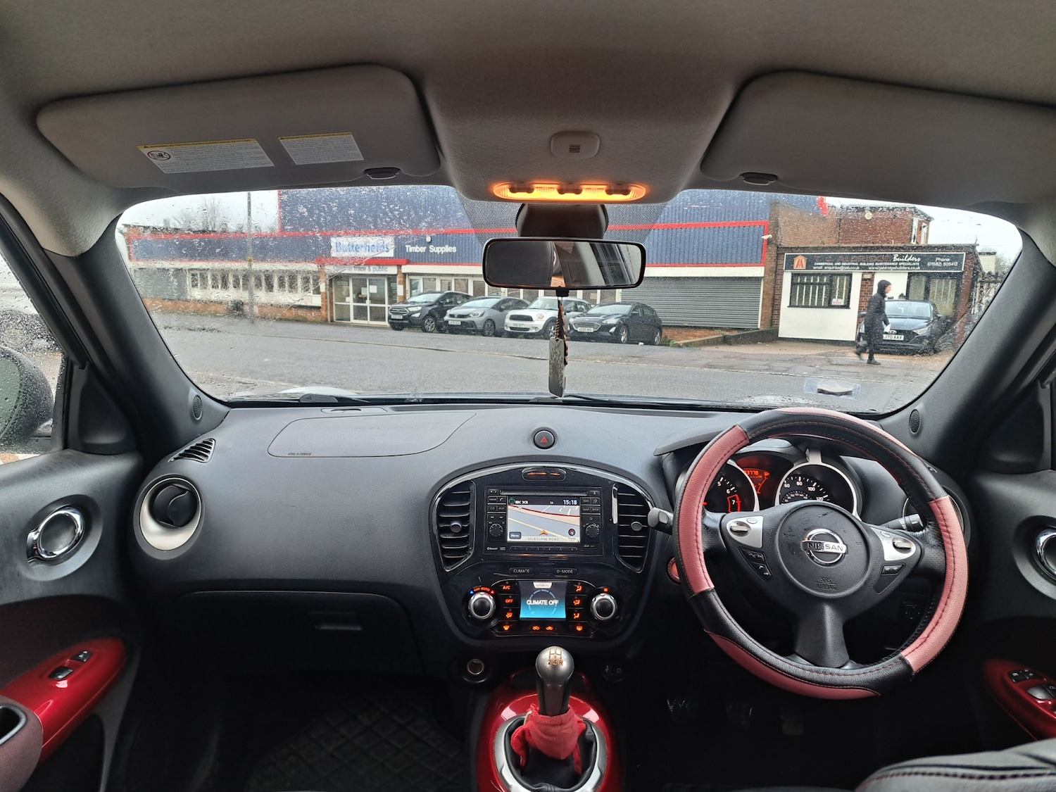 Used Nissan Juke 2011 for sale - 77289501: Photo 25