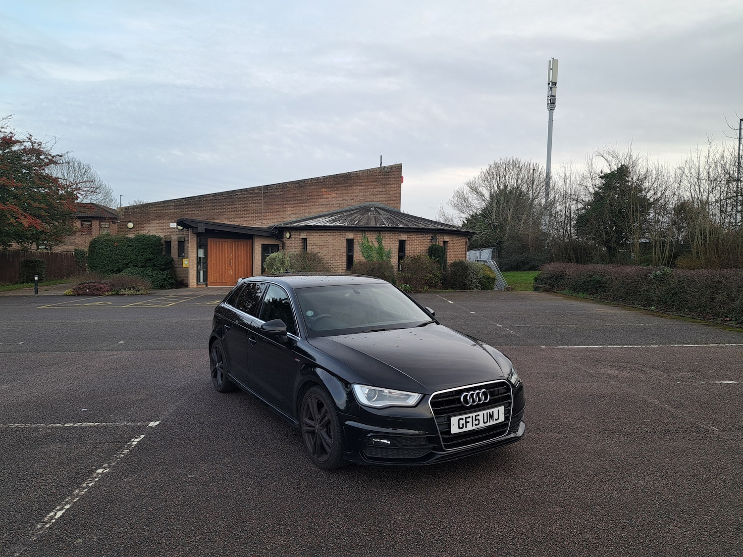 Used Audi A3 2015 for sale - 77519996: Photo 2