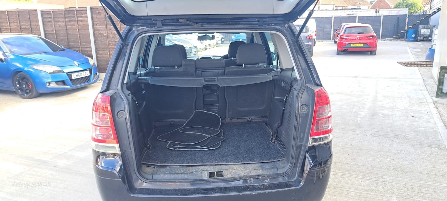 Used Vauxhall Zafira 2009 for sale - 76226150: Photo 2