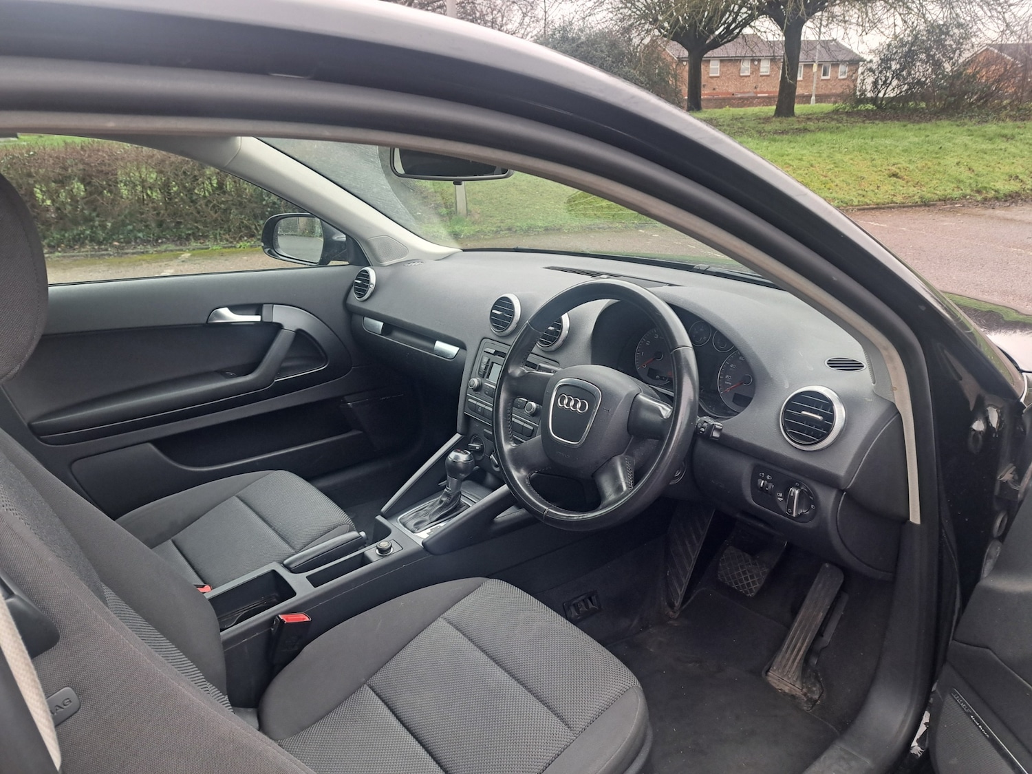 Used Audi A3 2010 for sale - 77610697: Photo 31