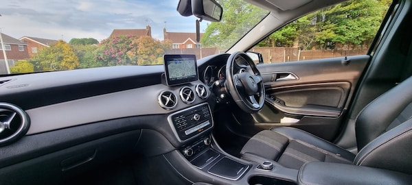 Used Mercedes-Benz C Class 2019 for sale - 74761569: Photo 49