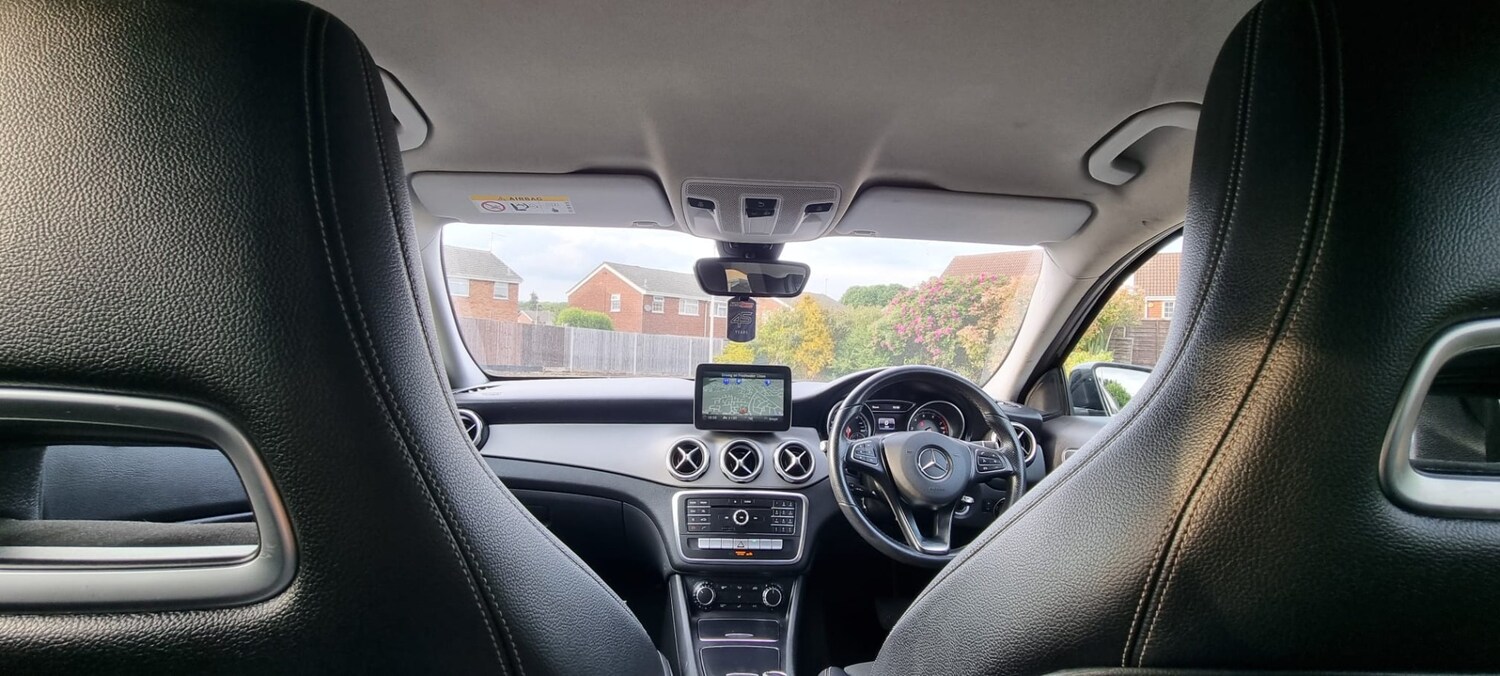 Used Mercedes-Benz C Class 2019 for sale - 74761569: Photo 53