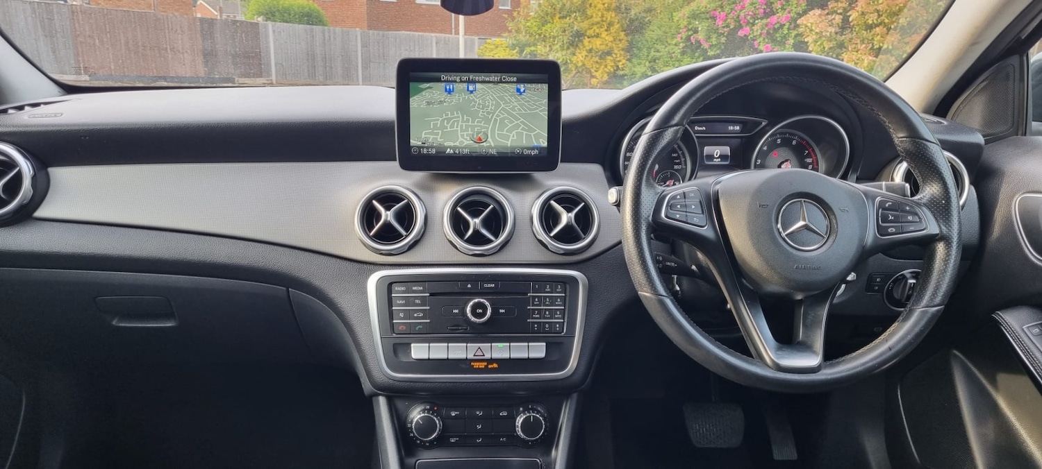 Used Mercedes-Benz C Class 2019 for sale - 74761569: Photo 54